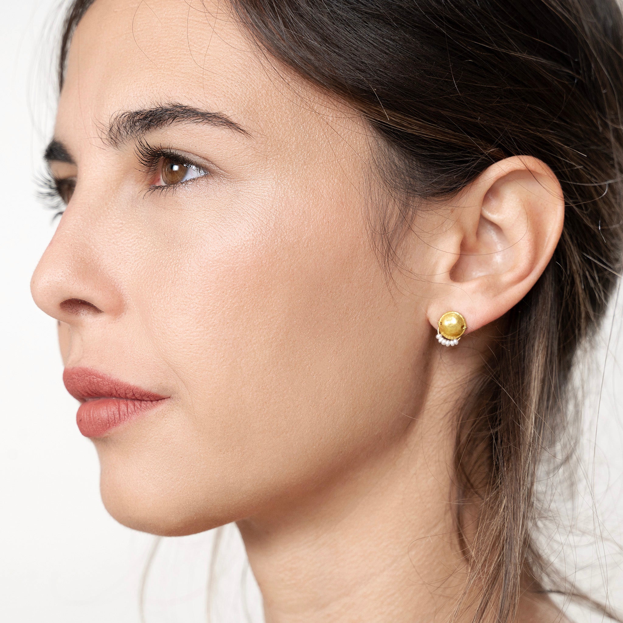 Delicate Arched Disk – Yellow Gold Stud Earrings with tiny Pearls