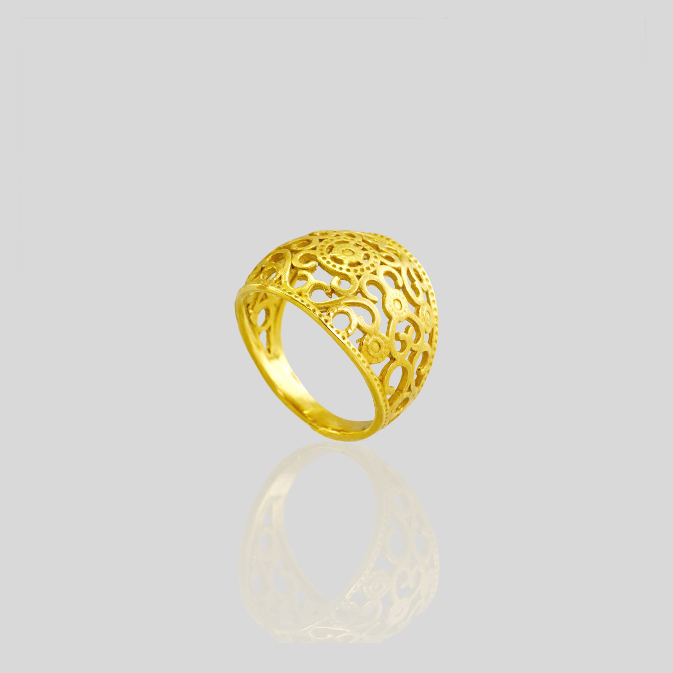Ornamental 18k Gold Ring featuring intricate embroidery artistry for a regal elegance. Expert craftsmanship and lightweight design ensure exquisite comfort.