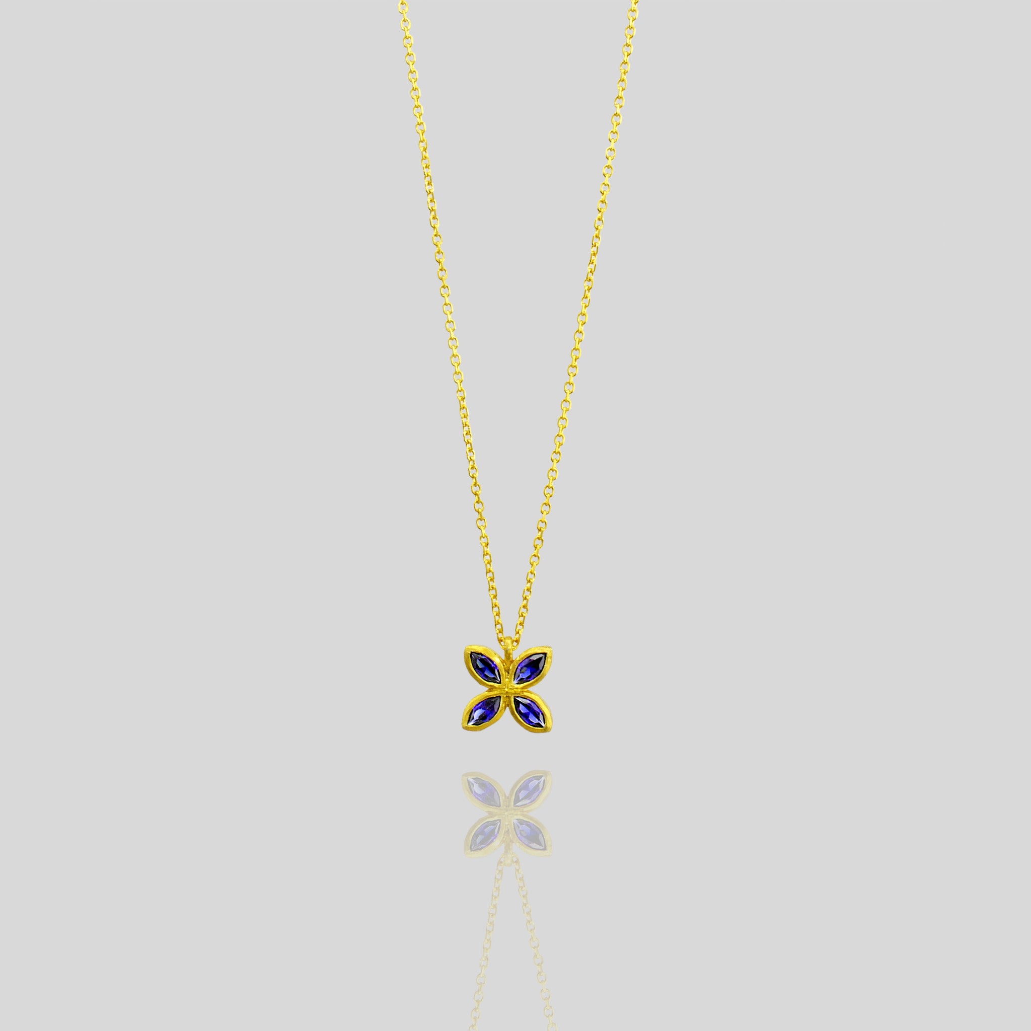 Gold Spring Flowers pendant with Sapphire