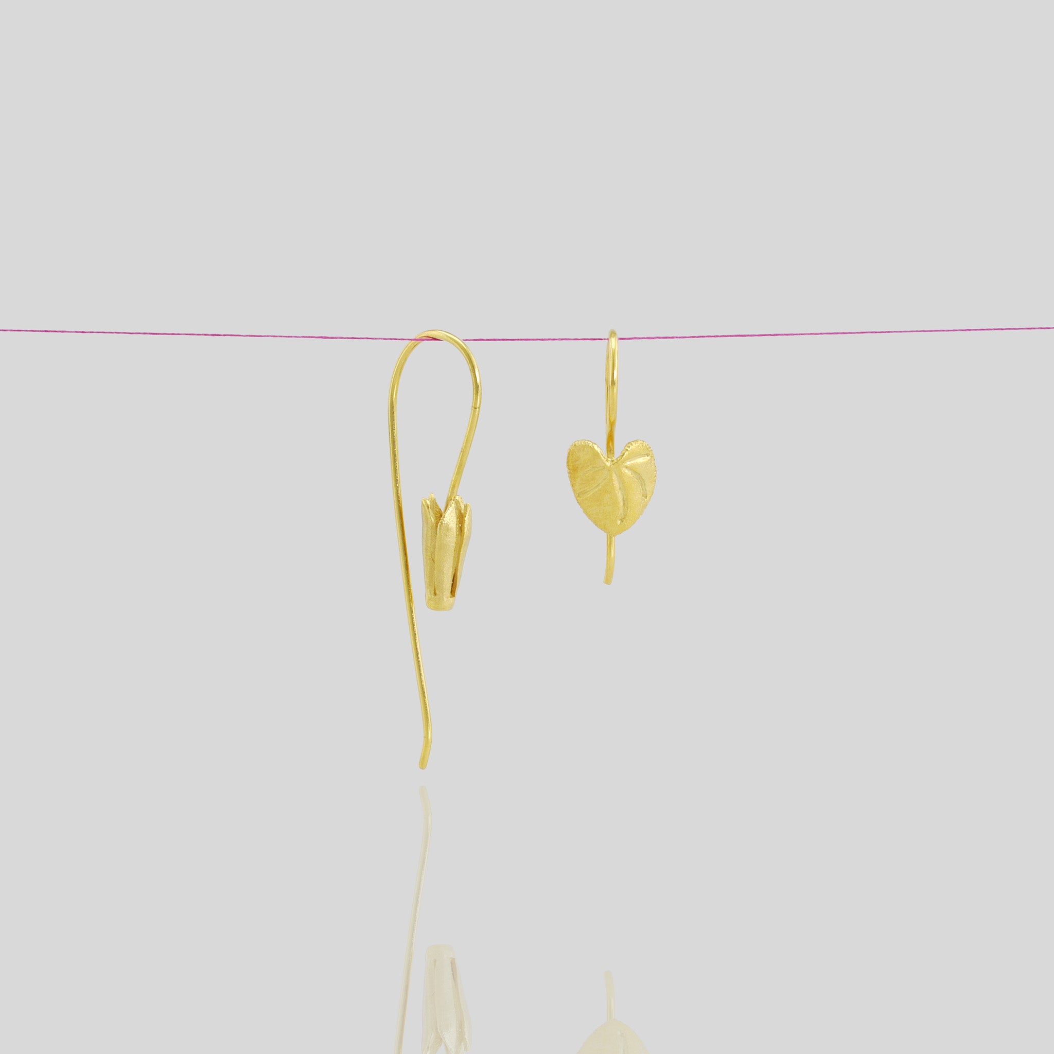 Nature - Cyclamen - Yellow Gold Drop Earrings